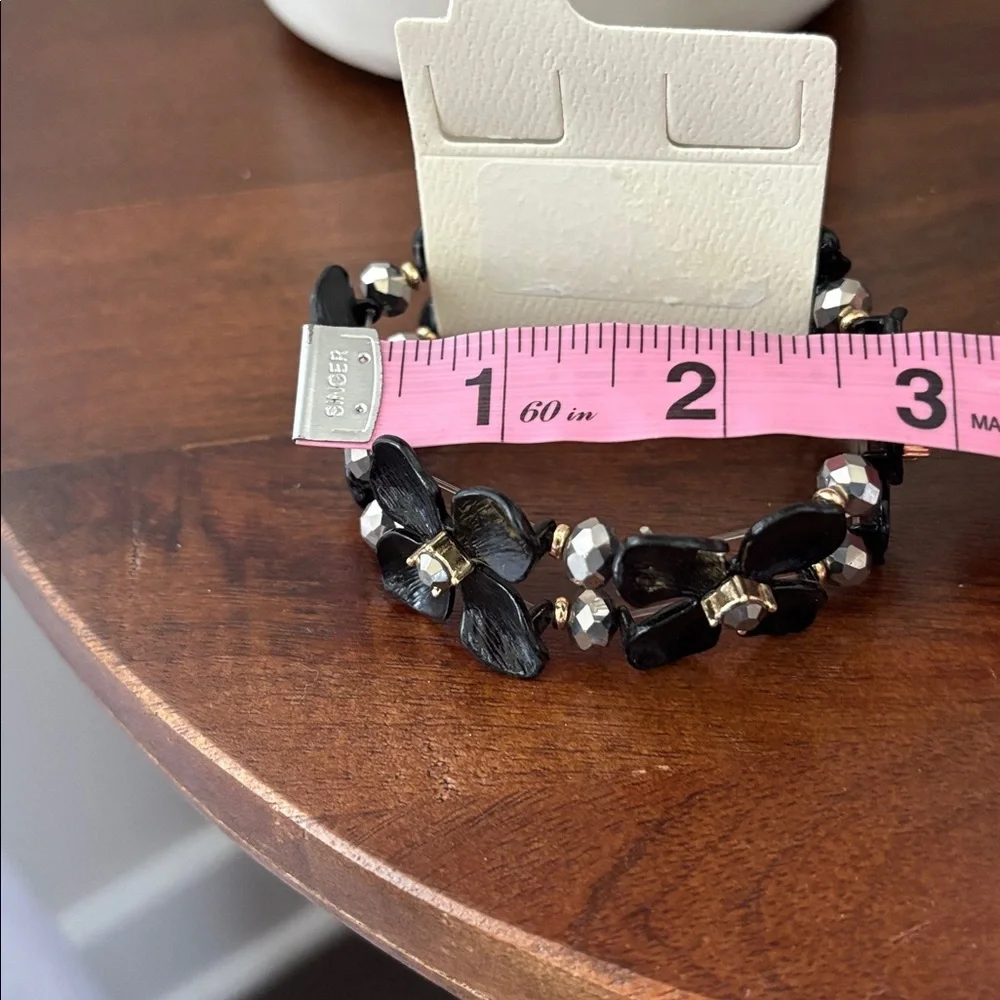 Carol D Studio Black Acrylic Flowers,beveled gray rhinestones & beads,stretch